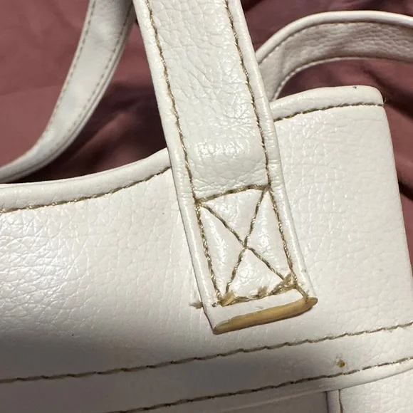 Croft & Barrow Cream Shoulder Bag - Picture 12 of 14